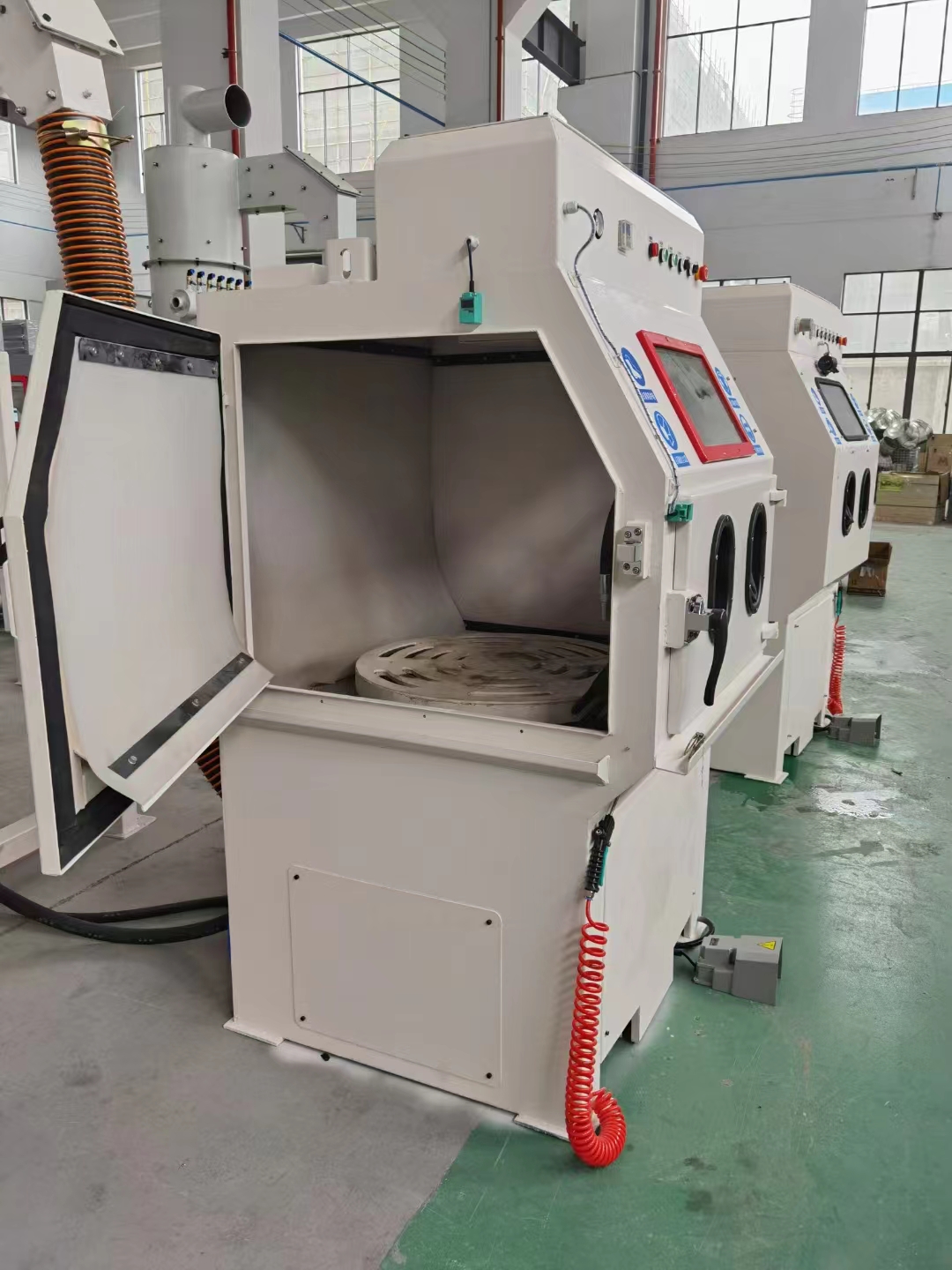 贵阳移动式抛丸机的工作原理?